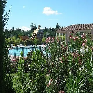 リゾート Vacanceole - Les Demeures Du Ventoux 3*